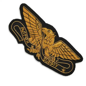 Venta al por mayor de moda bordado a mano de lingotes parche logotipo personalizado tela superior hecho a mano lingotes de alambre insignias - Product Image 4