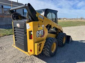 Venta al por Mayor de Fábrica de Minicargadora CAT 236D con Motor DIT (turbo) de 74 hp, Bajo Régimen de Uso (722 Horas), 6559 Libras de Peso Operativo, Alto Rendimiento - Product Image 3