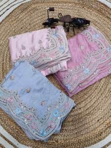 Collection de sari Bollywood Beautiful Diamond Chi-non Silk avec Heavy Embroidery Work en vente en ligne - Product Image 6