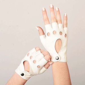 ถุงมือหนังแบบเจาะรูสำหรับทุกเพศ พร้อมบริการออกแบบโลโก้ตามสั่ง - Product Image 6