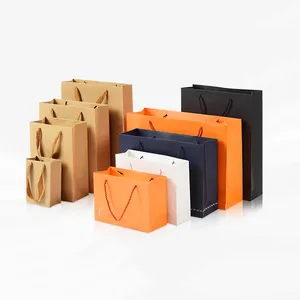 Sacola de papel kraft impressa personalizada para compras, sacola de papel kraft para compras com logotipo de alça plana, para compras de roupas, marrom, preto e branco