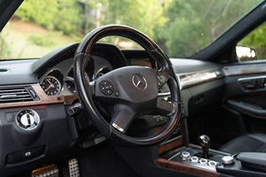 USADO, Volante a la Izquierda/Derecha, 2010, MERCEDES-BENZ E63 AMG SEDÁN - Product Image 3