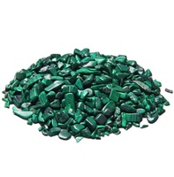 Cristal naturel en gros puces de malachite polies en vrac puces de malachite pierre cadeau de super qualité
