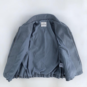 เสื้อแจ็คเก็ตผู้ชายสั่งตัดคุณภาพสูงสำหรับฤดูหนาว ไซส์ใหญ่ ผ้าขนสัตว์ แจ็คเก็ตบอมเบอร์แบบสั้น สไตล์สตรีทแวร์ แจ็คเก็ตดีไซเนอร์ - Product Image 4