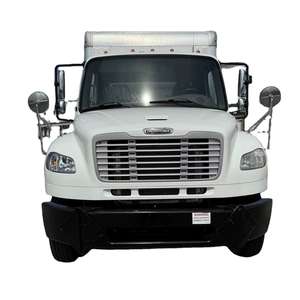 Camion à caisse de 20 pieds robuste de 2018, 300 CV, diesel, boîte manuelle à 10 vitesses, hayon élévateur inclus - Product Image 1