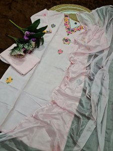 Envío gratis/venta en línea/viscosa pesada Chanderi tela de seda patrón de estilo enorme Kurti conjuntos de estilo de lujo cantidades a granel - Product Image 6