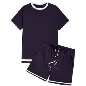 ชุดเสื้อยืดและกางเกงขาสั้น - Product Image 1