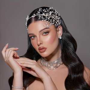 Diadema Bridella BHP595-S con Cuentas Plateadas Sedosas y Detalles de Cristal, Ajuste Cómodo, Tocado Nupcial para Bodas y Eventos Formales - Product Image 6