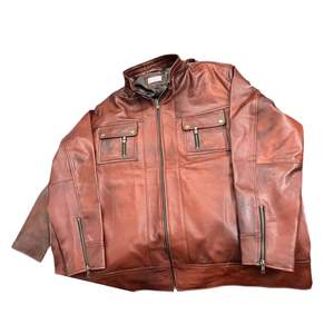 C'est une veste en cuir d'agneau véritable de style café racer pour homme de la marque Bickford. - Product Image 5