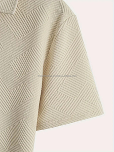 T-shirts polo pour hommes les plus vendus Tissu respirant de haute qualité Fabriqué sur mesure avec des polos à impression légère, polos pour hommes - Product Image 2