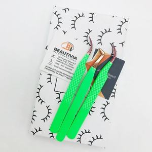 Pince à cils durable en acier inoxydable japonais pointe Plasma pince à épiler Logo gravé personnalisé - Product Image 1