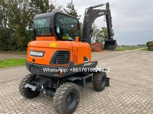 Excavadora de Ruedas DOOSAN Dx60 de 6 Toneladas de Alta Calidad, Precio Económico, Usada, con Motor Yanmar, Alta Potencia de Excavación - Product Image 2