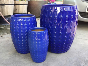 Jardinières en poterie faites à la main du Vietnam pour la décoration de patio extérieur, le jardin et la maison-Made in Vietnam - Product Image 2