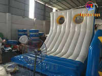 Parc aquatique gonflable bleu durable de piscine et jouets de fête de plage équipement de jeu d'eau flottant pour des enfants et des adultes