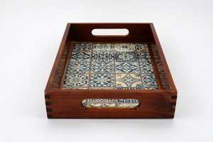 Vente en gros de plateau de service rond en bois de bambou naturel avec poignée pour la maison, le salon et la cuisine bas - Product Image 3