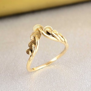 À la mode Super brillant Anti-allergique Non-ternissement 18k plaqué or champignon bague en laiton massif pour les femmes pour les mariages prix de gros - Product Image 2