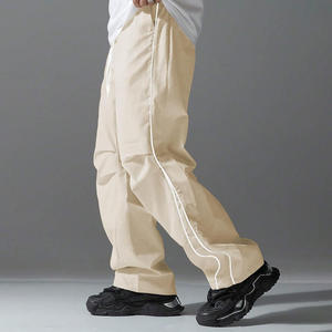Pantalon coupe-vent avec logo personnalisé Pantalon léger, respirant et imperméable pour l'entraînement sportif, le fitness en plein air et l'utilisation décontractée - Product Image 3