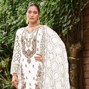 Élégance redéfinie 4 pièces Organza Shalwar Kameez Set Broderie complexe Khatli Work Santoon Patchwork & Dupatta pour l'hiver - Product Image 1