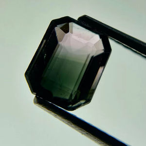 ทัวร์มาลีนธรรมชาติ ขนาด 6.70x5.60 มม. แบบเจียระไน - Product Image 1