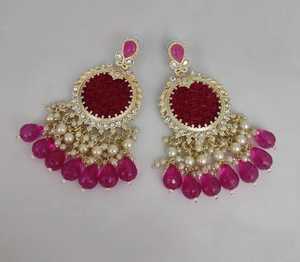 PENDIENTES TRADICIONALES Y DE MODA INDIOS KUNDAN CHAPADO EN ORO CON PENDIENTES DE PERLAS Y PENDIENTES DE BOLLYWOOD PARA MUJERES Y NIÑAS - Product Image 3