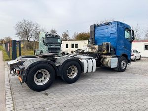 Vol-vo FH 540 6x4 Trasmissione Automatica Euro 6 Motore a Combustione Interna Diesel 3 Assi Potenza 405 kW (551 CV) - Product Image 3