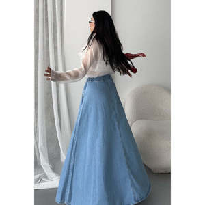 Falda larga vaquera con volantes y corte en A - Product Image 4