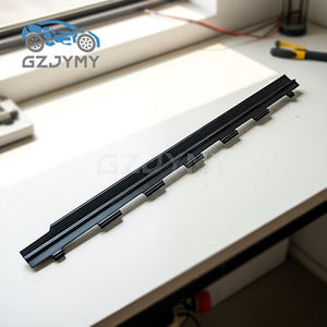 17118625434 Kühler-Untere Befestigungsdichtung für BMW 3er Serie F30 LCI F31 LCI Kühlsystem-Ersatz - Product Image 3