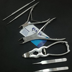 Kit Profesional de Manicura y Pedicura de Acero Inoxidable, Juego de Herramientas para el Cuidado de las Uñas con Cortaúñas y Pinzas para Uso en Salón y en Casa - Product Image 2