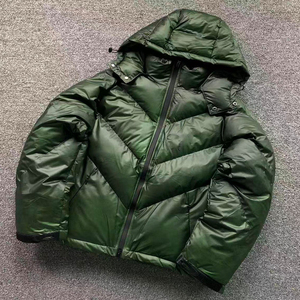 Veste matelassée pour homme au meilleur design, col montant en toile, logo sur le devant, respirante, séchage rapide, vêtement d'hiver à manches longues - Product Image 1