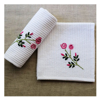 Ensemble de serviettes brodées en lin bio-dégradé doux et confortable dîner de cuisine réutilisable durable écologique 100% coton moderne