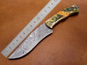 OEM Customizable Damascus Steel Hunting <b>Knife</b> Handmade Resin Handle Wood Horn Material <b>Twisted</b> Pattern Leather Sheath for EDC - Product Image 6