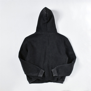 Sweat-shirt vintage délavé à l'acide Sportish Impex, impression DTG lourde, poignets et déchirures usés, pour hommes - Product Image 6