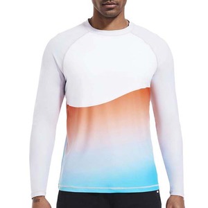 เสื้อตกปลาป้องกันรังสียูวี UPF 50 พิมพ์ลายแบบซับลิเมชั่น เสื้อกีฬากลางแจ้งแขนยาวผู้ชาย สีไล่ระดับ - Product Image 1