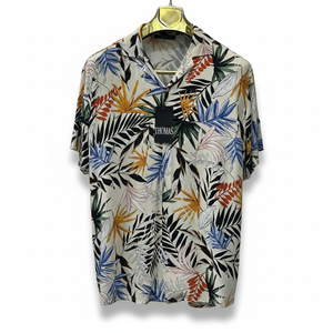 Chemise à manches courtes pour homme à motif floral, coupe décontractée, tissu satiné, design élégant pour l'été, vêtement décontracté, séchage rapide, tenue de vacances - Product Image 1