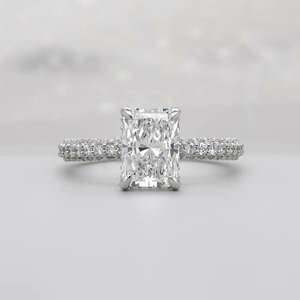 Anillo de Compromiso con Diamante Cultivado en Laboratorio, Certificado IGI, Halo Oculto, Engaste Pavé - Product Image 1