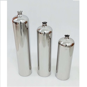 Juego de Jarrones de Flores Modernos con Tema Floral, de Plata Hecha a Mano de Calidad Superior, Móviles, para Interiores y Exteriores, con Acabado Brillante - Product Image 6