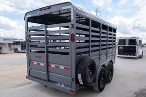 Meilleure offre d'usine pour des remorques à chevaux en calicot de qualité 6' X 16' Remorque pour bétail Remorque agricole Double essieu Boîte Cage Meilleur prix - Product Image 3