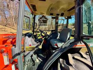 Tractor Compacto Kubota 4x4 en Oferta, 50/90/100/150 CV, Tractor Usado de Alta Calidad para Pequeñas Explotaciones Agrícolas con Bomba Automática de Engranajes, Francia - Product Image 6