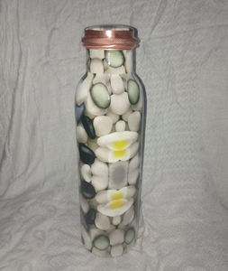 Bouteille d'eau en cuivre de créateur au look classique vintage de qualité supérieure à motif martelé antique avec les avantages pour la santé de l'Ayurveda anti-fuite - Product Image 6