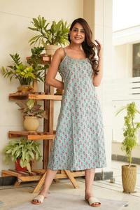 Robe sans manches indienne en coton faite à la main pour femmes imprimé floral été décontracté vêtements de plage ODM approvisionnement - Product Image 2