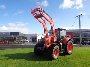 รถแทรกเตอร์ล้อยาง MX600 ปี 2019 ขับเคลื่อน 4 ล้อ 60 แรงม้า รถไถนาสำหรับงานเกษตร สินค้าใหม่แกะกล่อง - Product Image 3