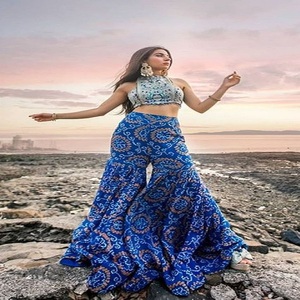Vestidos de diseño completamente decorados para mujer, ropa de estilo Punjabi para usar, todos los tamaños disponibles, Fabricación en la India - Product Image 1