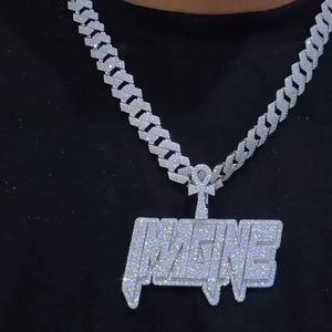 จี้เพชรโมอิสซาไนต์แบบ Iced Out สั่งทำตัวอักษรย่อได้ ดีไซน์หรูหราสไตล์ฮิปฮอป เงินแท้ 925 สำหรับทั้งชายและหญิง - Product Image 4