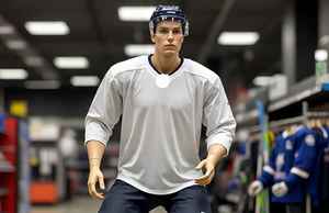 Camiseta de hockey en blanco superventas, diseño de sublimación personalizado, ropa de hockey, camiseta de hockey sobre hielo de entrenamiento, transpirable OEM 2025 - Product Image 4