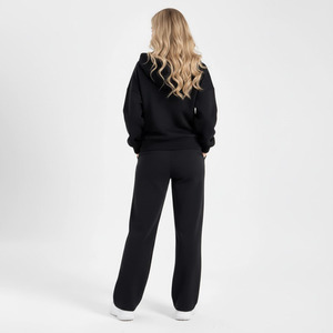 ชุดเสื้อฮู้ดดี้และกางเกงขายาวทรงปกติสำหรับผู้หญิง ผลิตจากผ้าถักโพลีเอสเตอร์/คอตตอน ระบายอากาศได้ดี เป็นมิตรกับสิ่งแวดล้อม เหมาะสำหรับฤดูใบไม้ร่วงและฤดูหนาว สวมใส่สบายๆ - Product Image 3