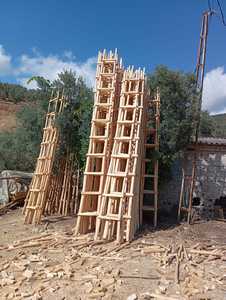 Escaleras de oliva interiores modernas para uso en apartamentos Construcción de acero inoxidable - Product Image 2