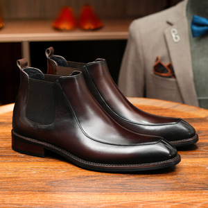 Bottes en cuir de mouton marron de luxe, au-dessus du genou, avec surface imperméable et doublure anti-humidité pour le froid et les occasions formelles - Product Image 3