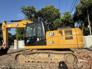 Excavatrice Caterpillar CAT320GX d'occasion en bon état et de qualité - Product Image 3