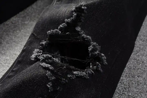 กางเกงยีนส์ขายาวแฟชั่นลำลองสำหรับผู้ชายกางเกงผ้ายืดแบบมีรูขาดฟอกสีซีดจางคริสตัลสีทึบ - Product Image 6