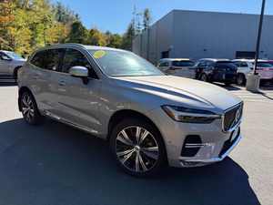 Seminuevo Clean 2022 Vol _ vo xc60 B5 Plus Sport Utility 4D - Product Image 2